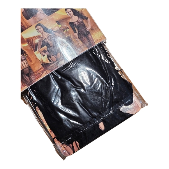 Vaqūa Halloween Themed Spider Wed Lingerie Fishnet Bodysuit - Picture 6 of 6